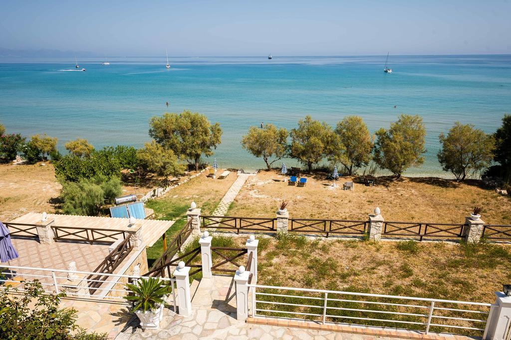 Laura Beach House Алікес Екстер'єр фото