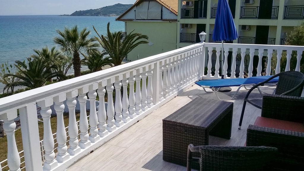 Laura Beach House Алікес Екстер'єр фото