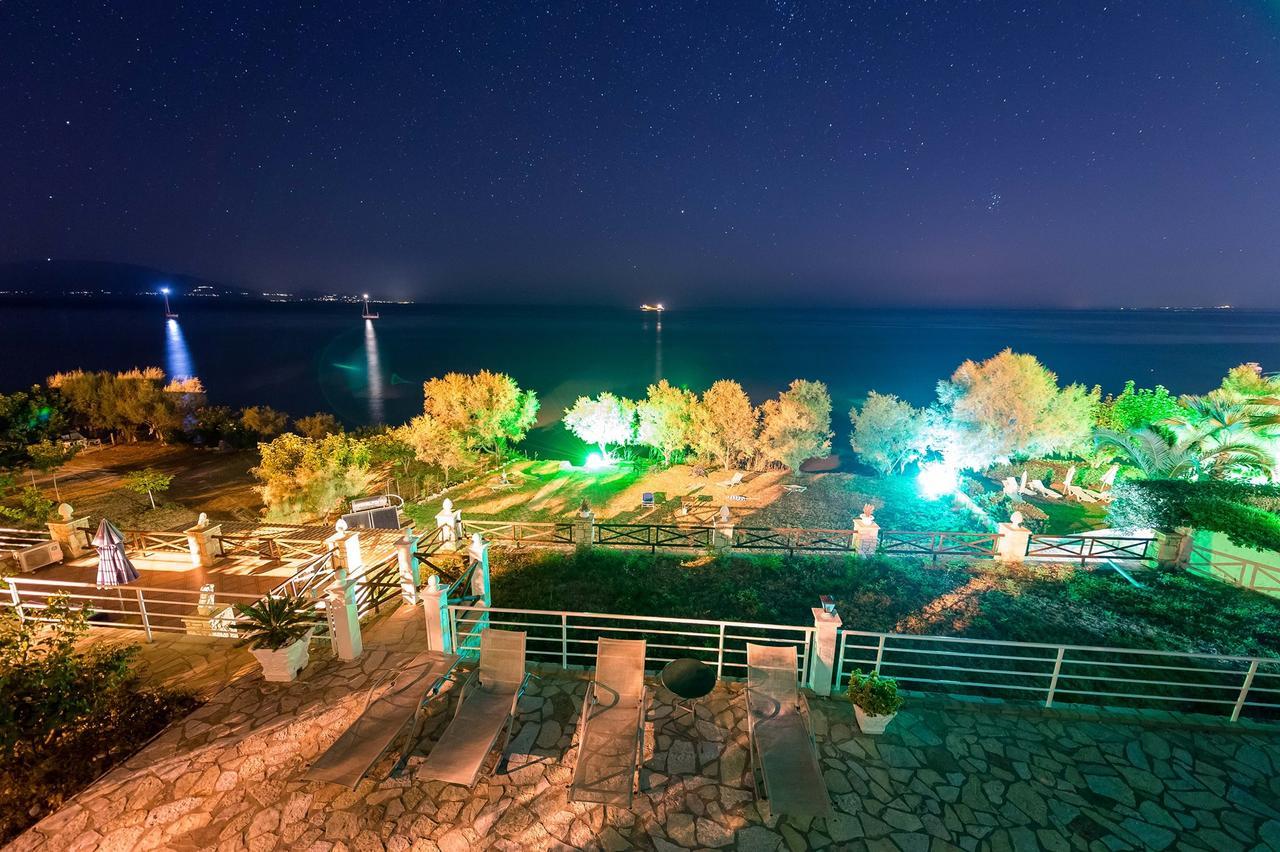 Laura Beach House Алікес Екстер'єр фото