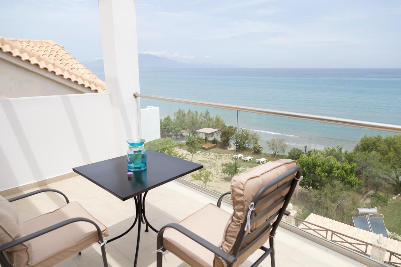 Laura Beach House Алікес Екстер'єр фото