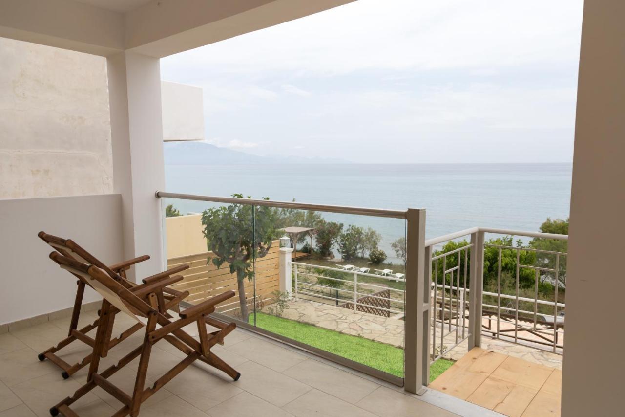 Laura Beach House Алікес Екстер'єр фото
