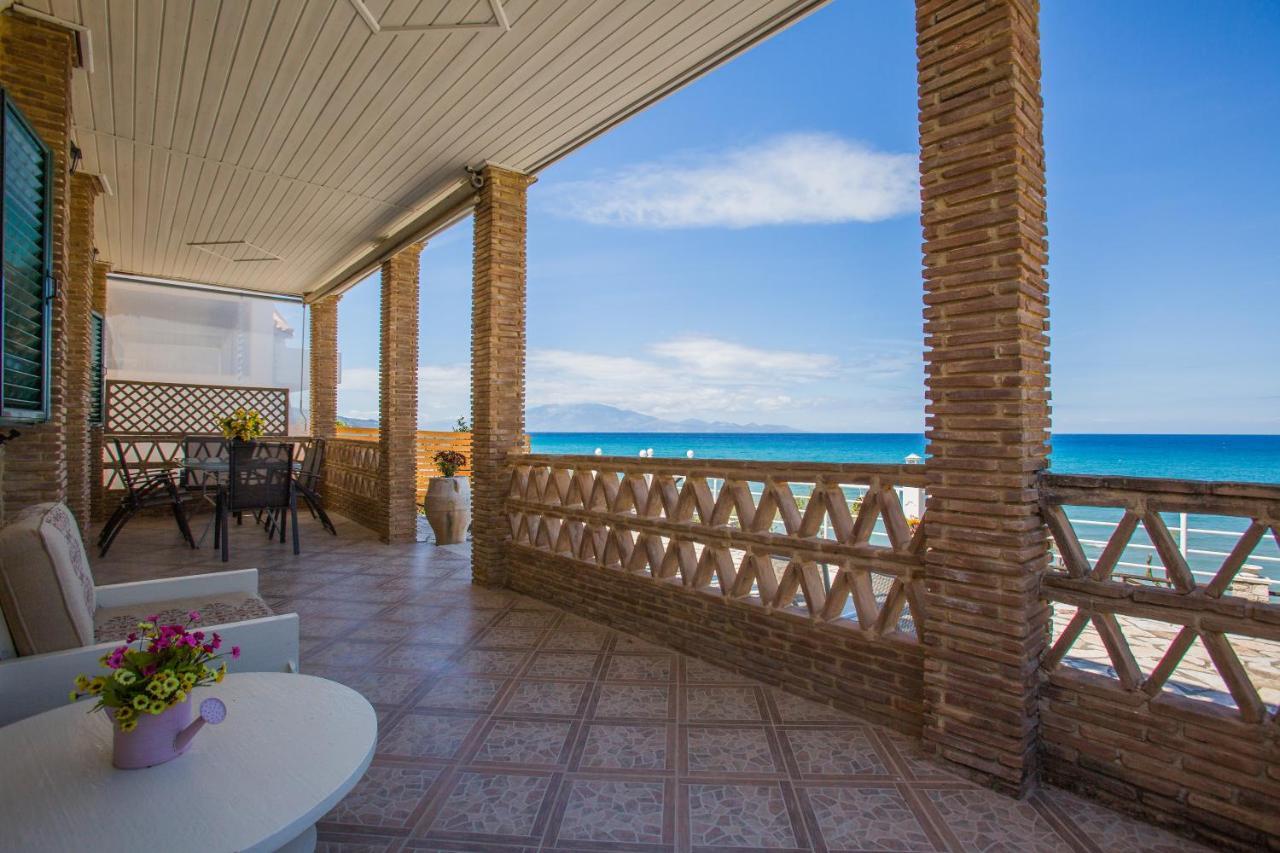 Laura Beach House Алікес Екстер'єр фото