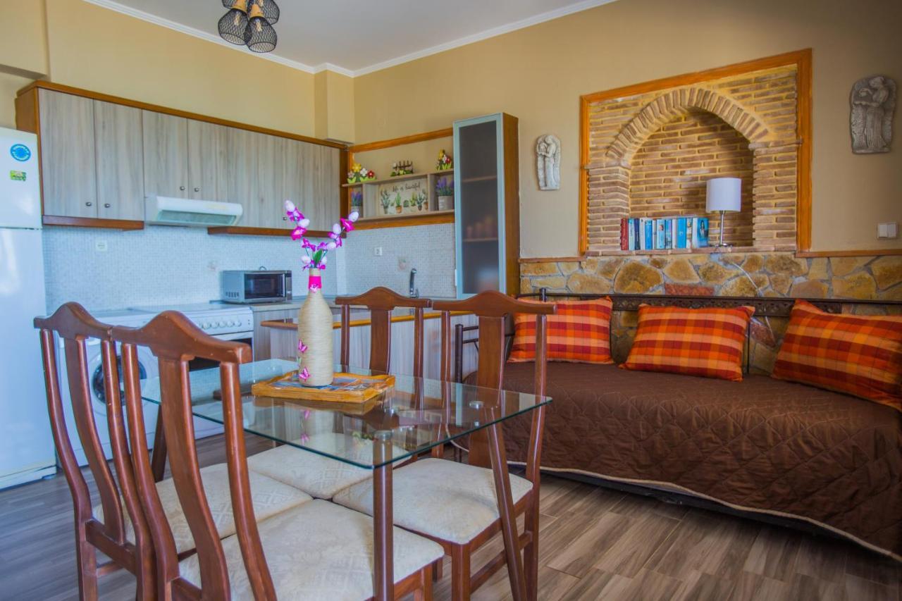 Laura Beach House Алікес Екстер'єр фото